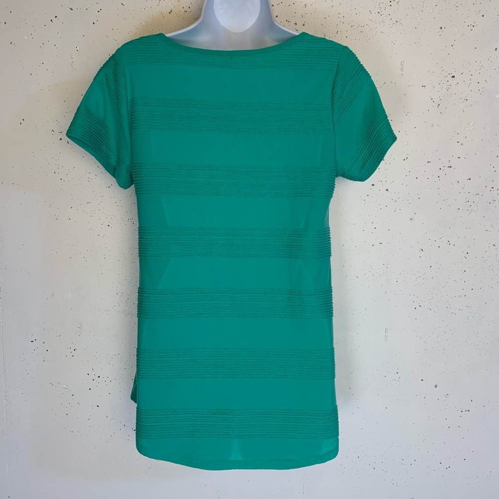 LuLaRoe Short Sleeve Shirt - Picture 2 of 4